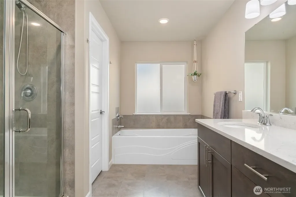 20438 SE 256th Street Covington WA 98042