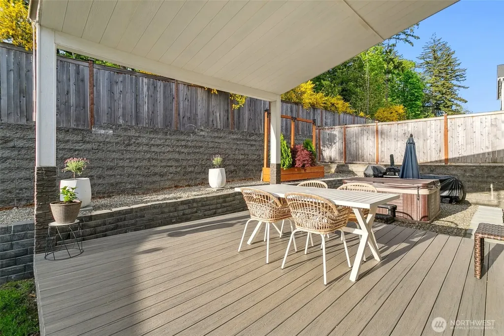 20438 SE 256th Street Covington WA 98042