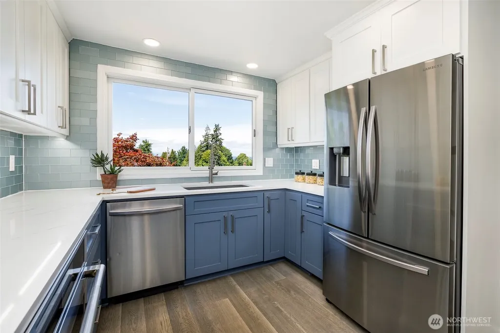 12011 6th Avenue NW Seattle WA 98177