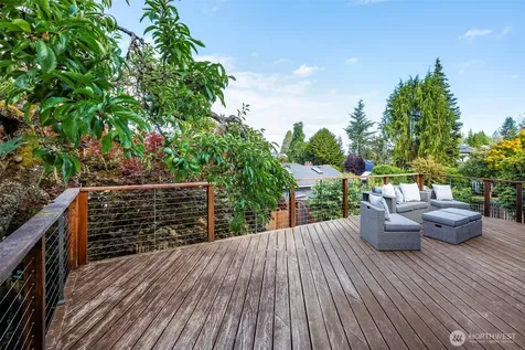 12011 6th Avenue NW Seattle WA 98177