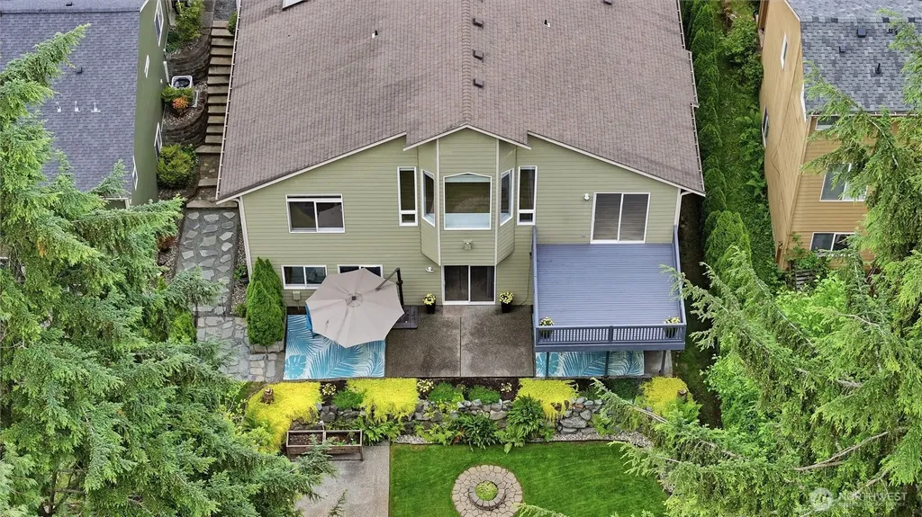 18012 Ambleside Court Arlington WA 98223