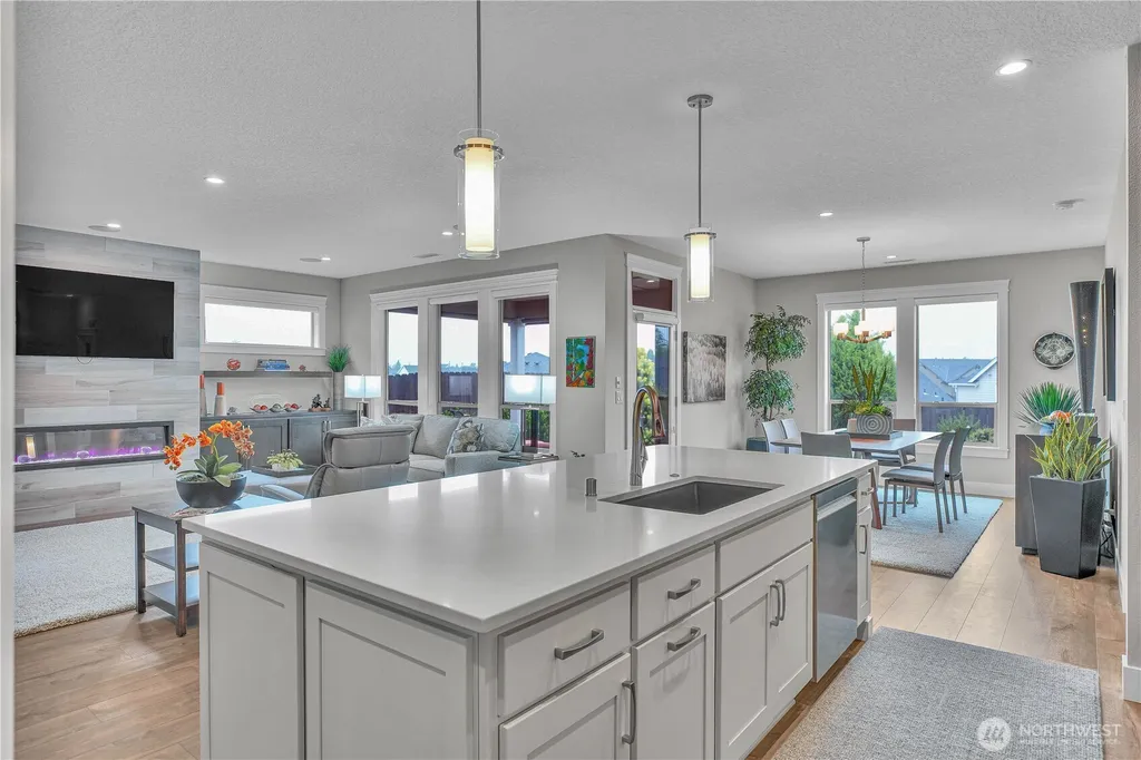 1225 S 44th Avenue Ridgefield WA 98642