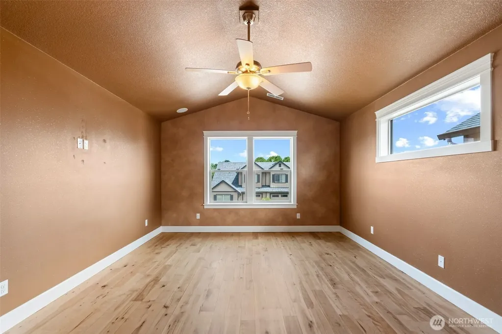 6114 NE 80th Court Vancouver WA 98662