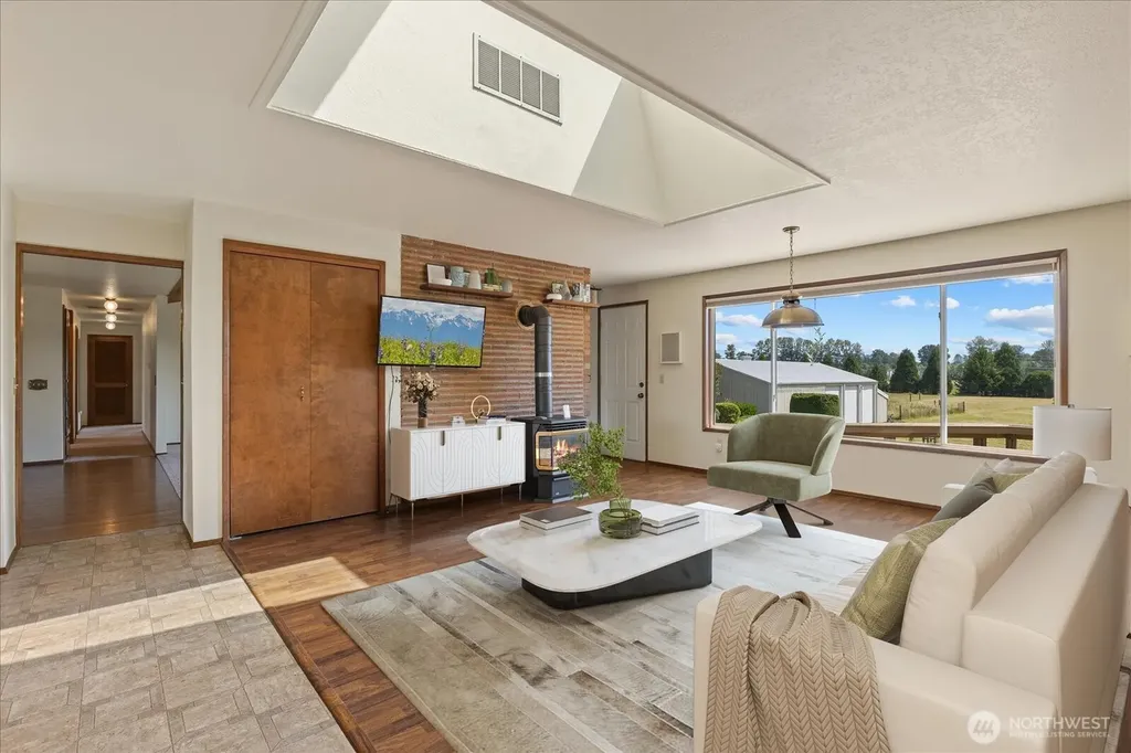 15727 19th Avenue NE Arlington WA 98223
