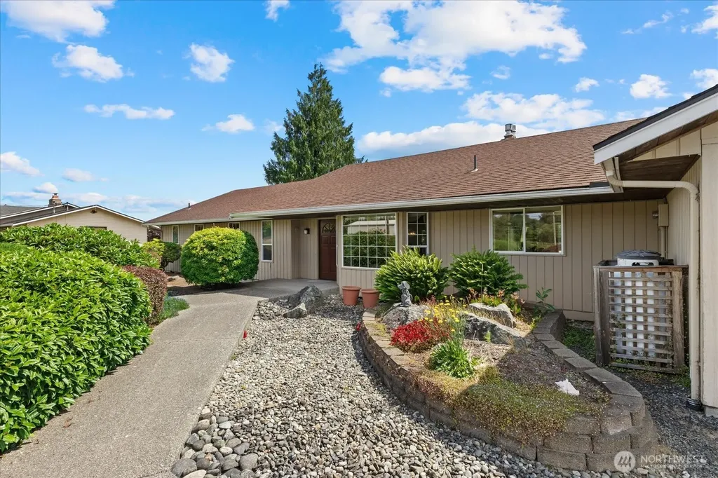15727 19th Avenue NE Arlington WA 98223