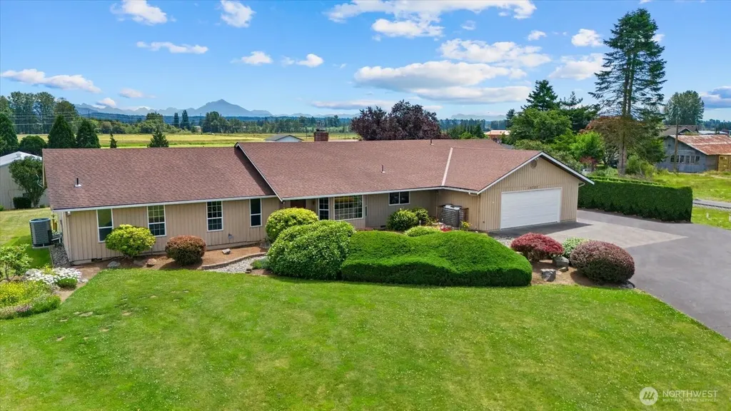 15727 19th Avenue NE Arlington WA 98223