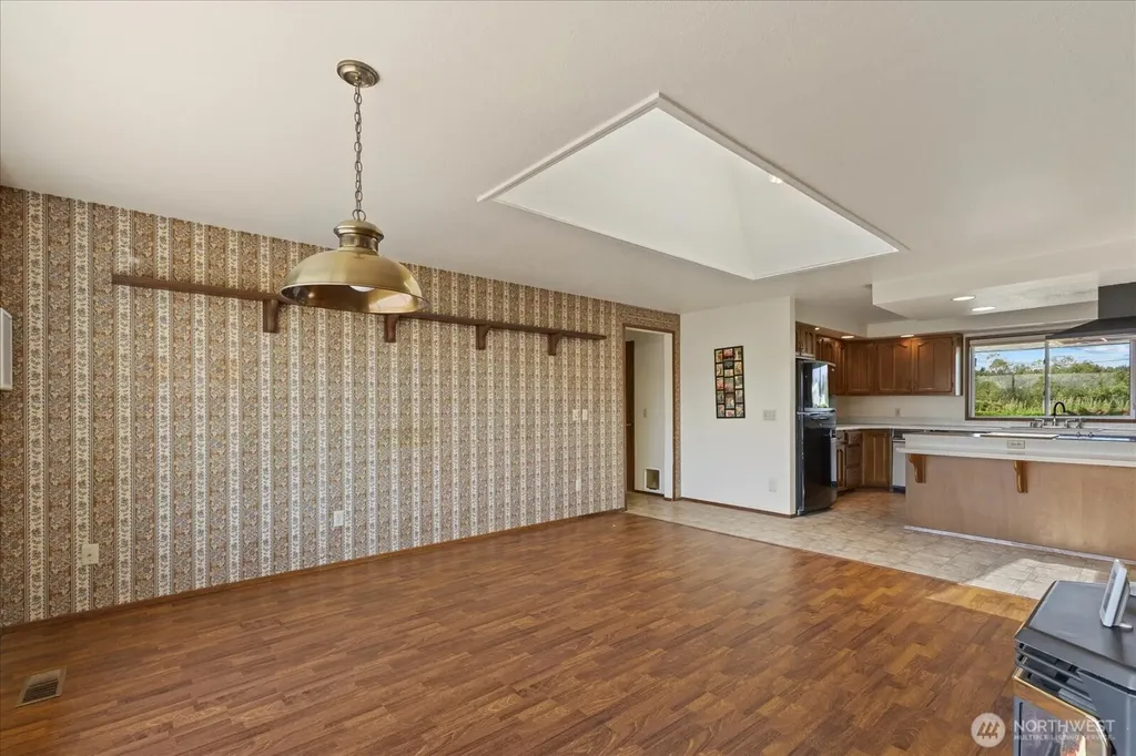 15727 19th Avenue NE Arlington WA 98223