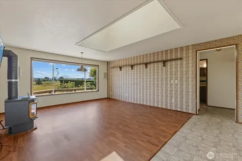 15727 19th Avenue NE Arlington WA 98223