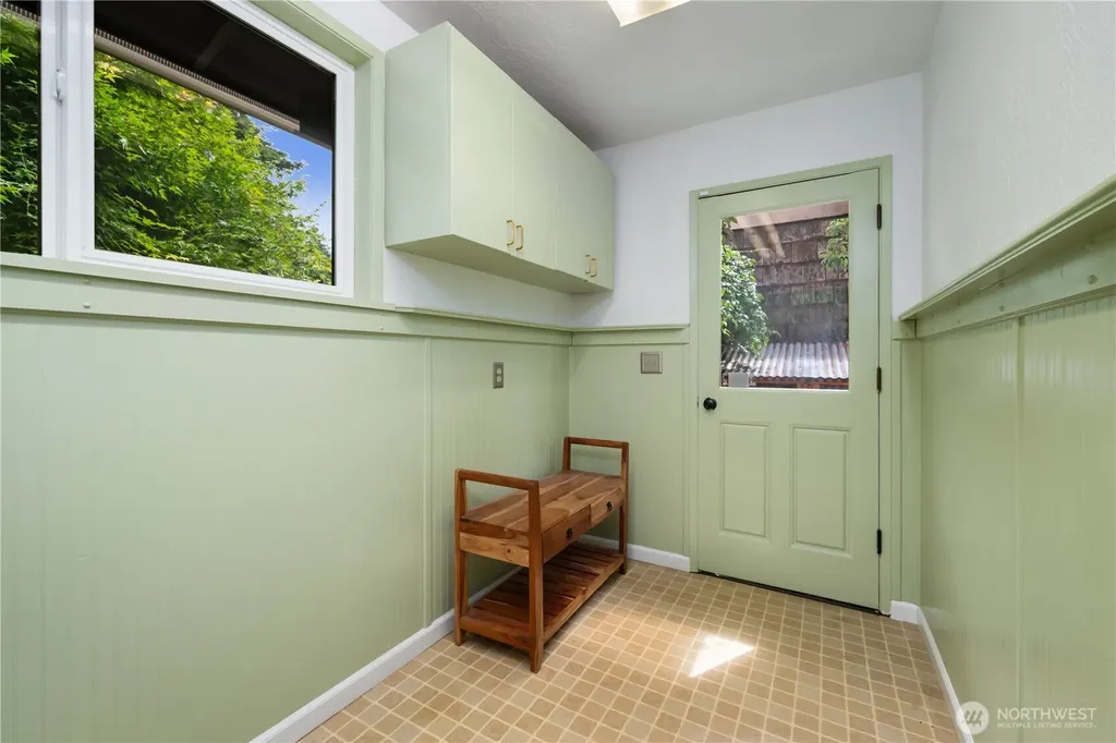 18104 76th Avenue W Edmonds WA 98026