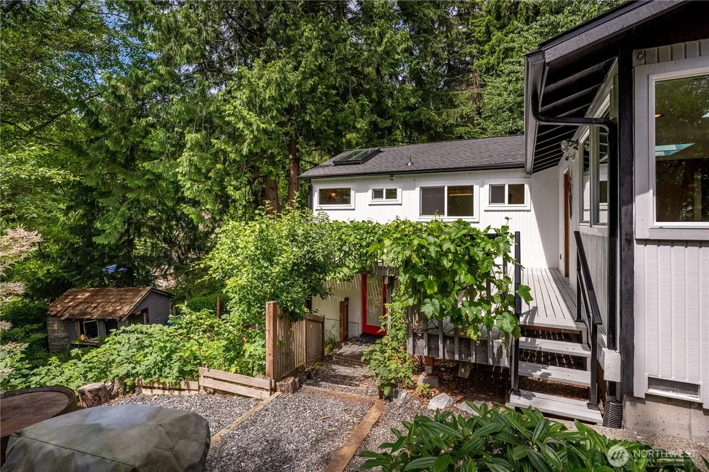 18104 76th Avenue W Edmonds WA 98026