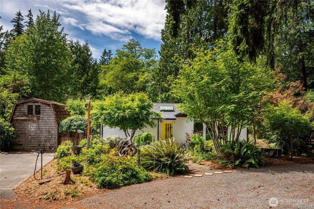 18104 76th Avenue W Edmonds WA 98026