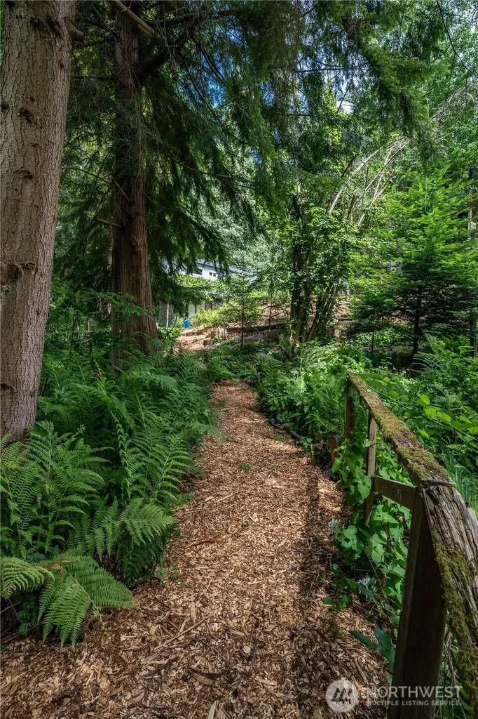 18104 76th Avenue W Edmonds WA 98026