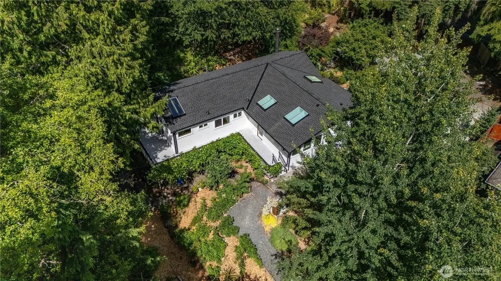 18104 76th Avenue W Edmonds WA 98026