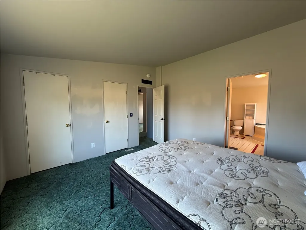 1704 S Delores Place Port Angeles WA 98363