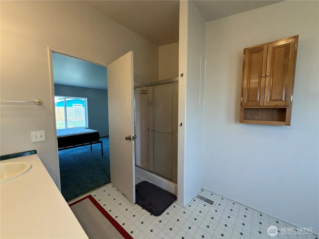 1704 S Delores Place Port Angeles WA 98363