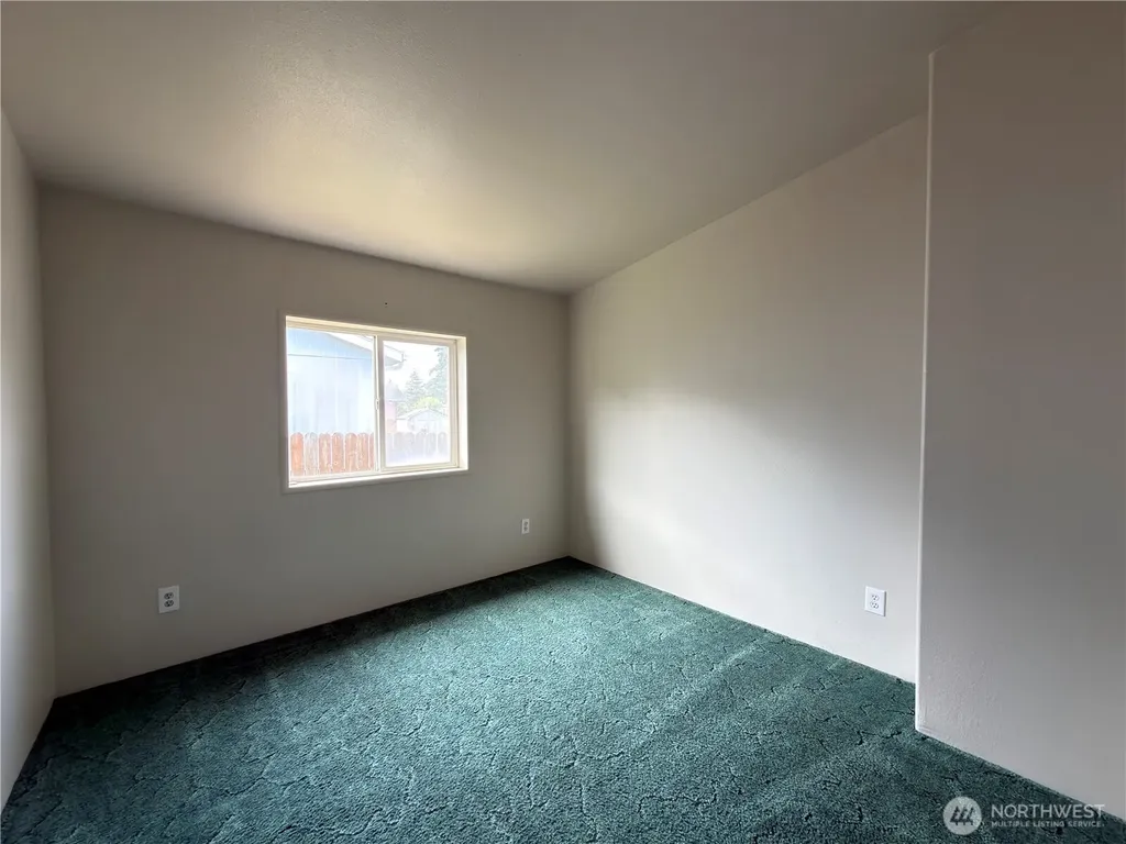 1704 S Delores Place Port Angeles WA 98363