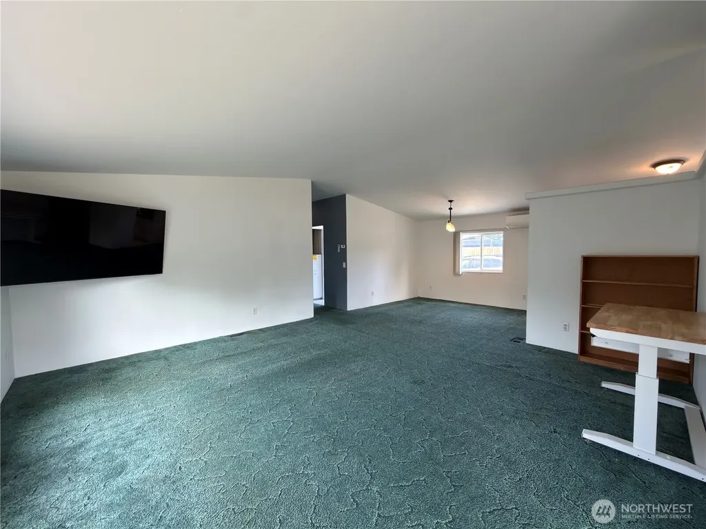 1704 S Delores Place Port Angeles WA 98363