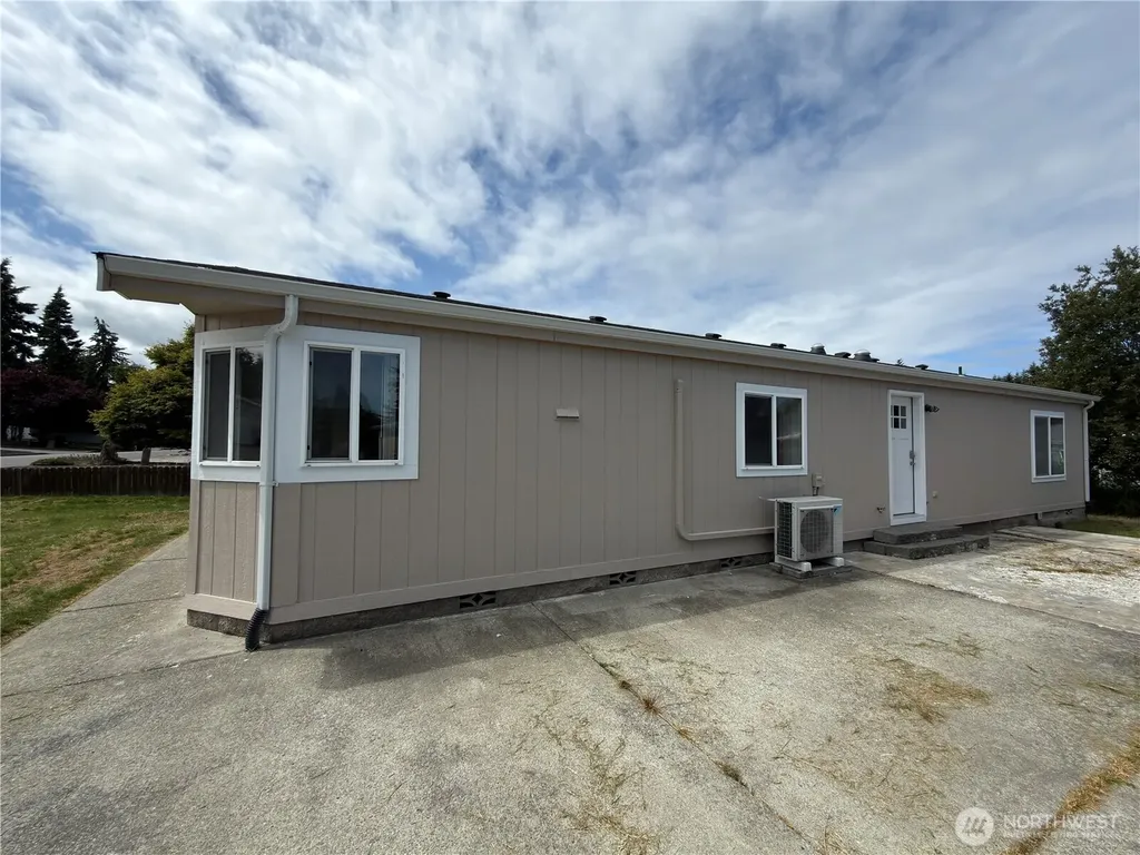 1704 S Delores Place Port Angeles WA 98363