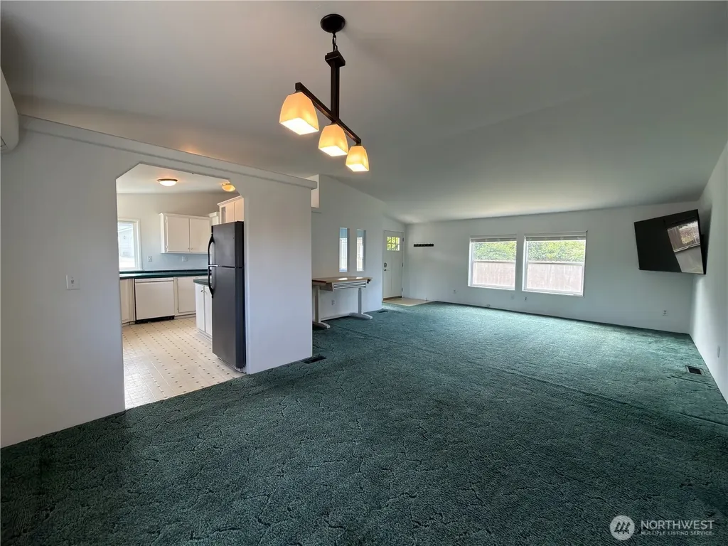 1704 S Delores Place Port Angeles WA 98363