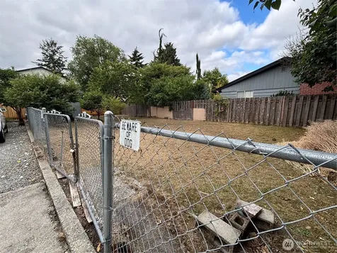 1323 Violet Meadow Street S Tacoma WA 98444
