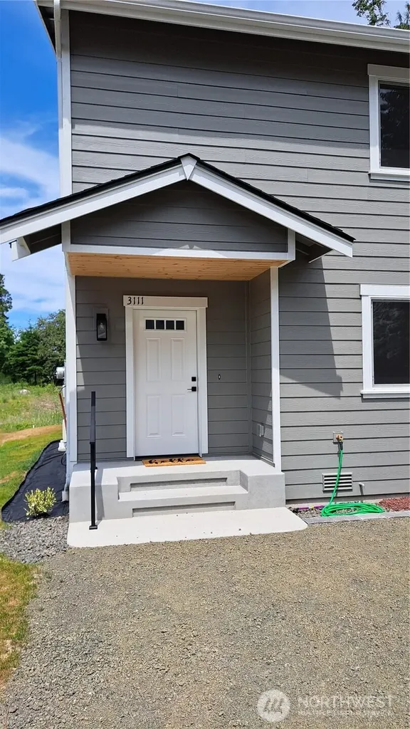 3111 E Camellia Way Port Orchard WA 98366