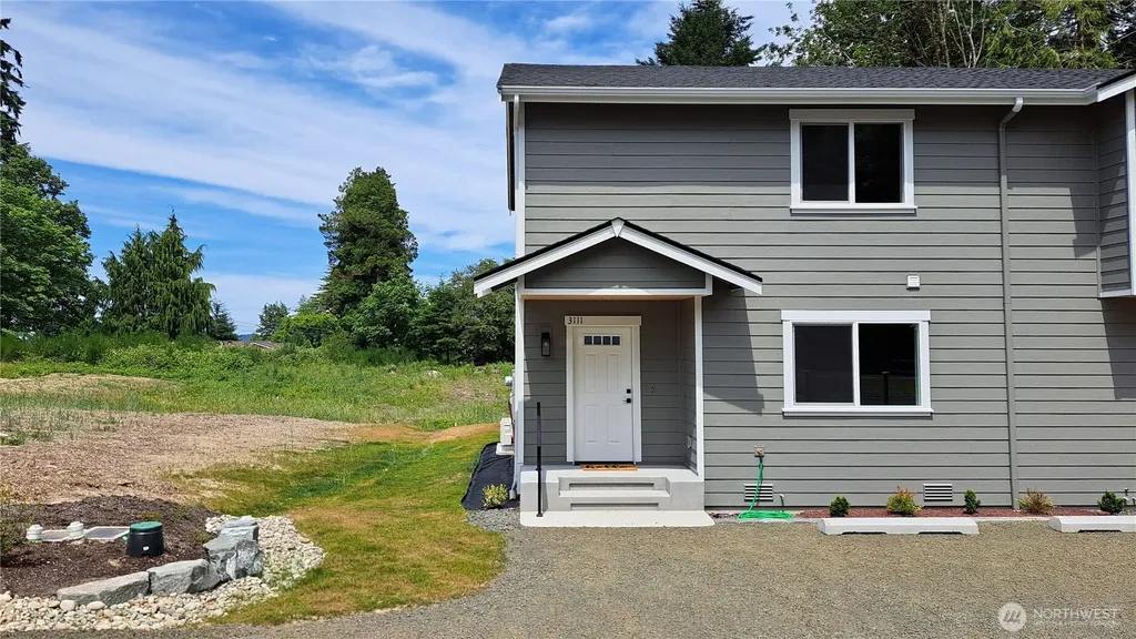 3111 E Camellia Way Port Orchard WA 98366