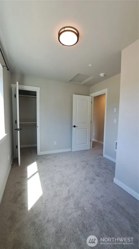 3111 E Camellia Way Port Orchard WA 98366