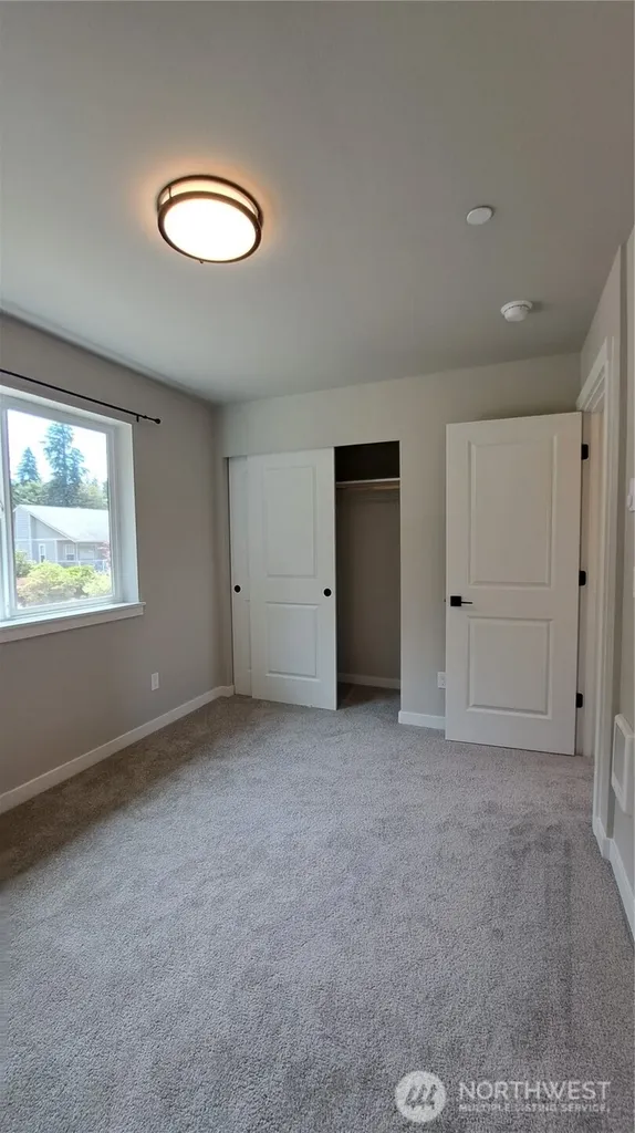 3111 E Camellia Way Port Orchard WA 98366