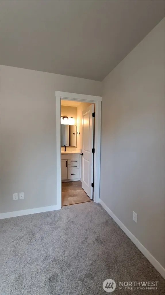 3111 E Camellia Way Port Orchard WA 98366