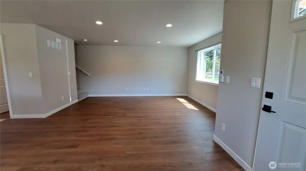 3111 E Camellia Way Port Orchard WA 98366