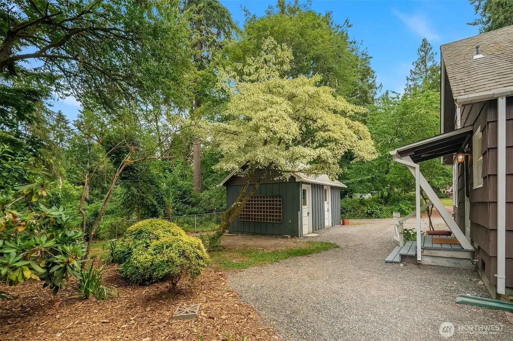14634 Bethel Lane SW Vashon WA 98070