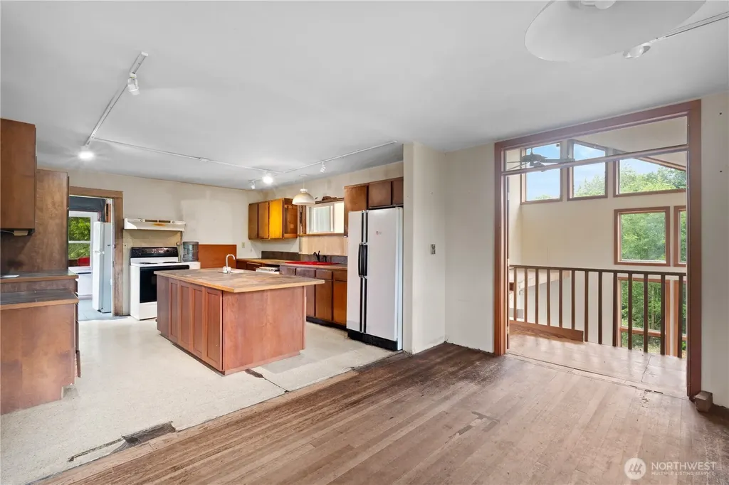15593 State Route 9 Mount Vernon WA 98274