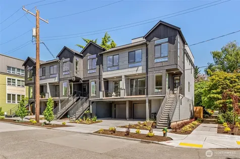 4464 Midvale Avenue N Seattle WA 98103