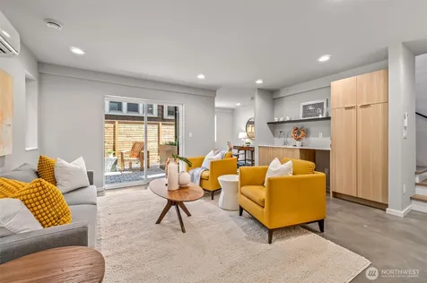 4464 Midvale Avenue N Seattle WA 98103