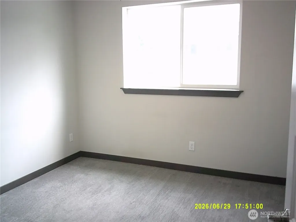 1621 SW Mulberry Place Oak Harbor WA 98277