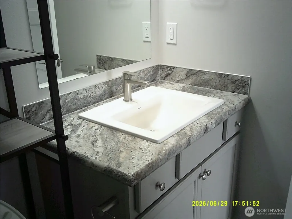 1621 SW Mulberry Place Oak Harbor WA 98277