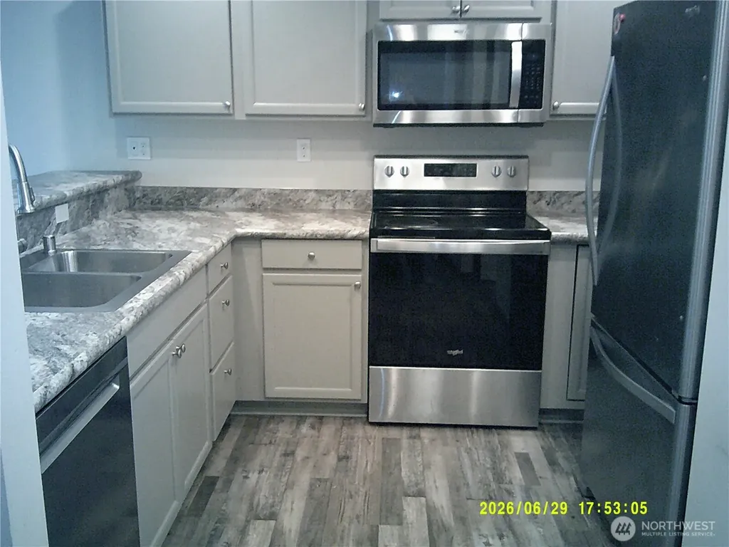 1621 SW Mulberry Place Oak Harbor WA 98277