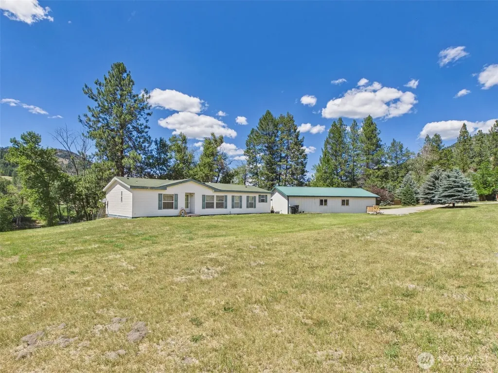 19 Louie Creek Road Curlew WA 99118