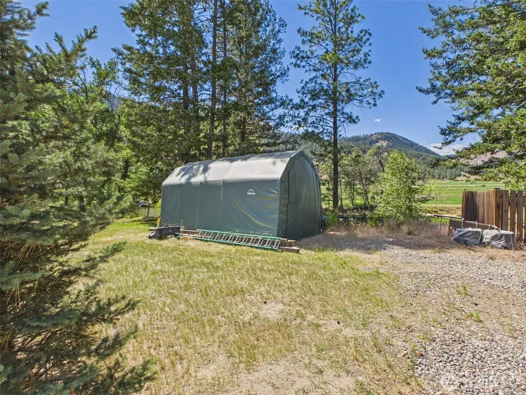 19 Louie Creek Road Curlew WA 99118