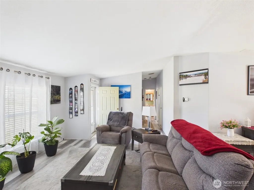 19 Louie Creek Road Curlew WA 99118