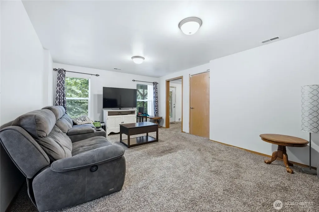 18821 Rampart Drive SE Yelm WA 98597