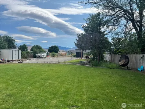 612 Skyview Drive Omak WA 98841