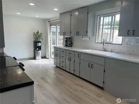 612 Skyview Drive Omak WA 98841
