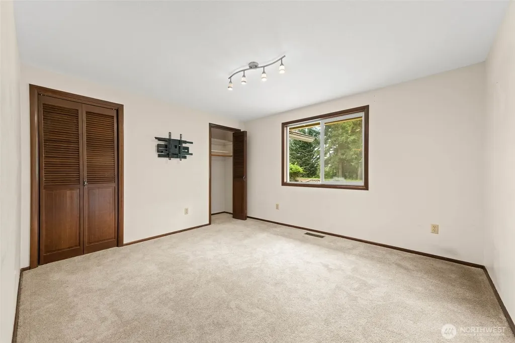 7925 Mullen Road SE Olympia WA 98503