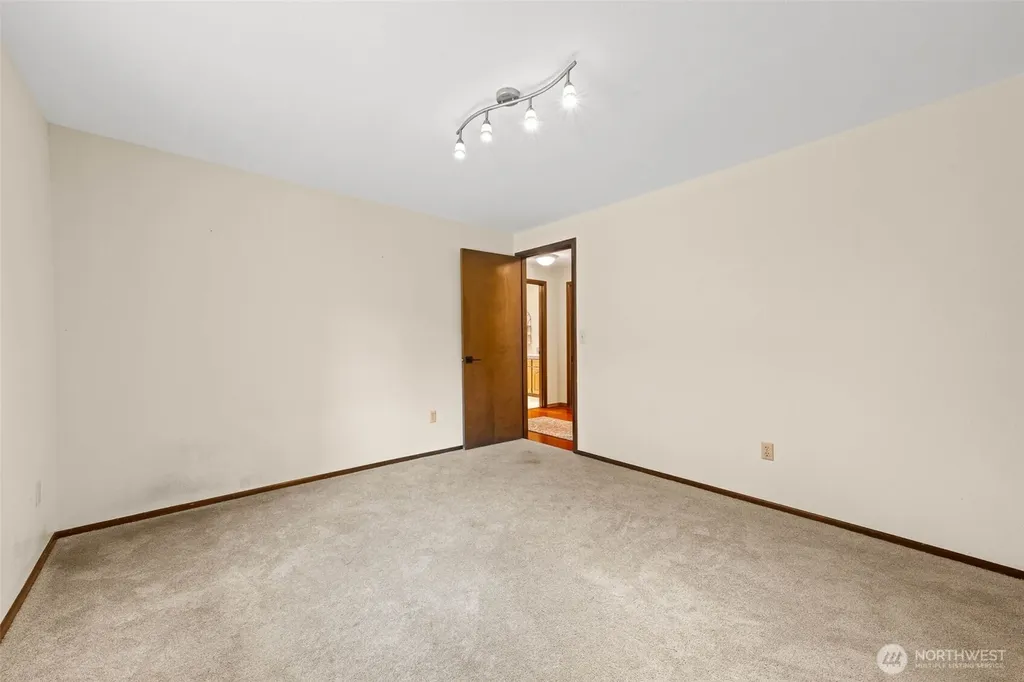 7925 Mullen Road SE Olympia WA 98503
