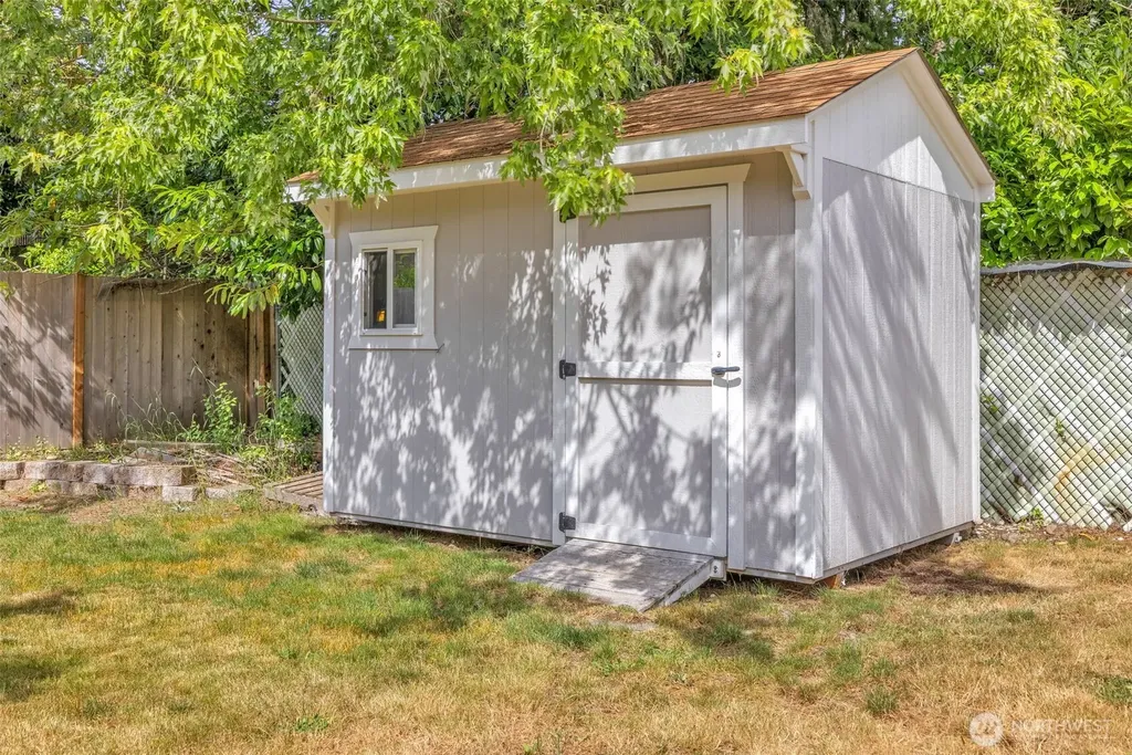 9801 119th Street SW Lakewood WA 98498