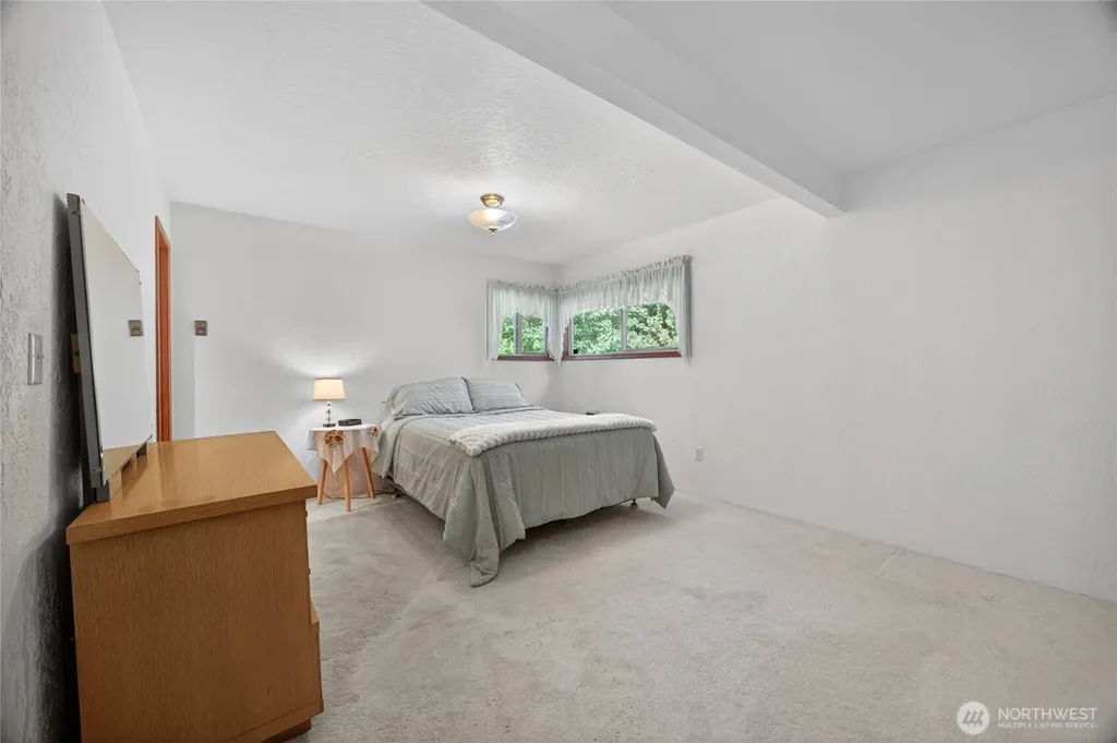 371 SE Summit Road Chehalis WA 98532