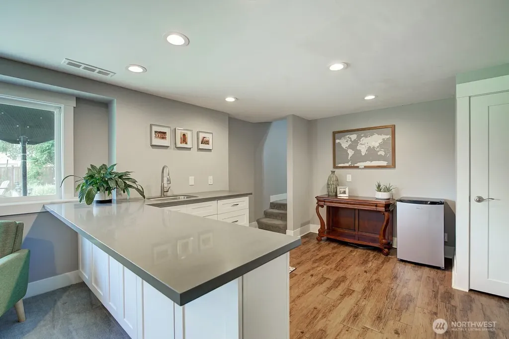 20607 81st Avenue W Edmonds WA 98026