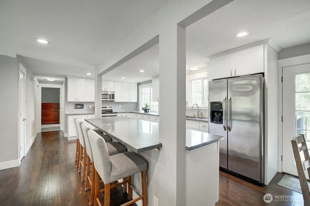 20607 81st Avenue W Edmonds WA 98026