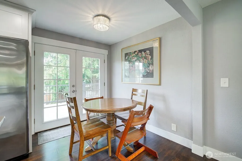 20607 81st Avenue W Edmonds WA 98026